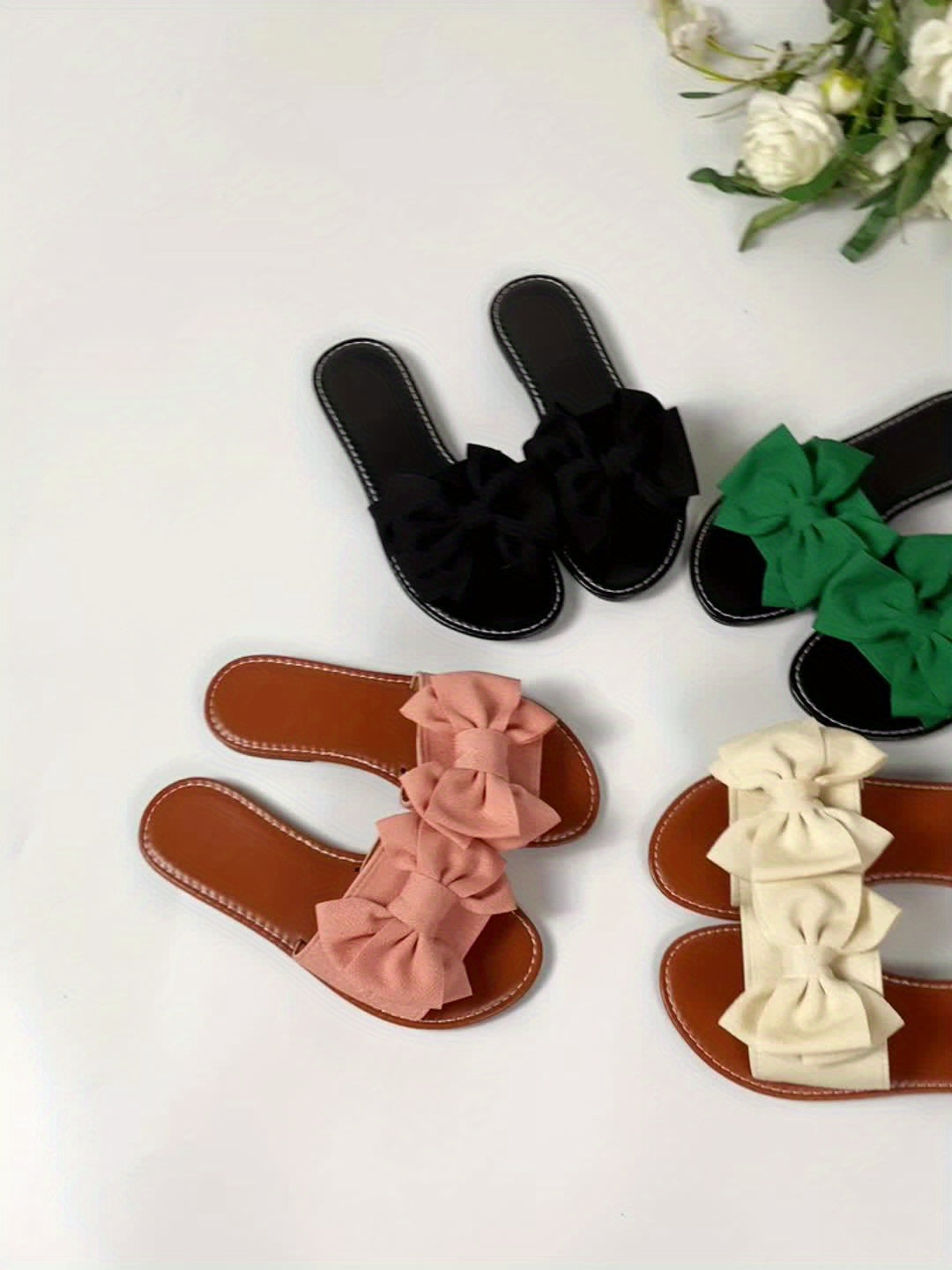Chic Bowknot Flat Slides for Women – Lightweight Slip-On Sandals, Elegant Solid Color Design, Rubber Sole, Perfect for Summer Beach Days and Travel