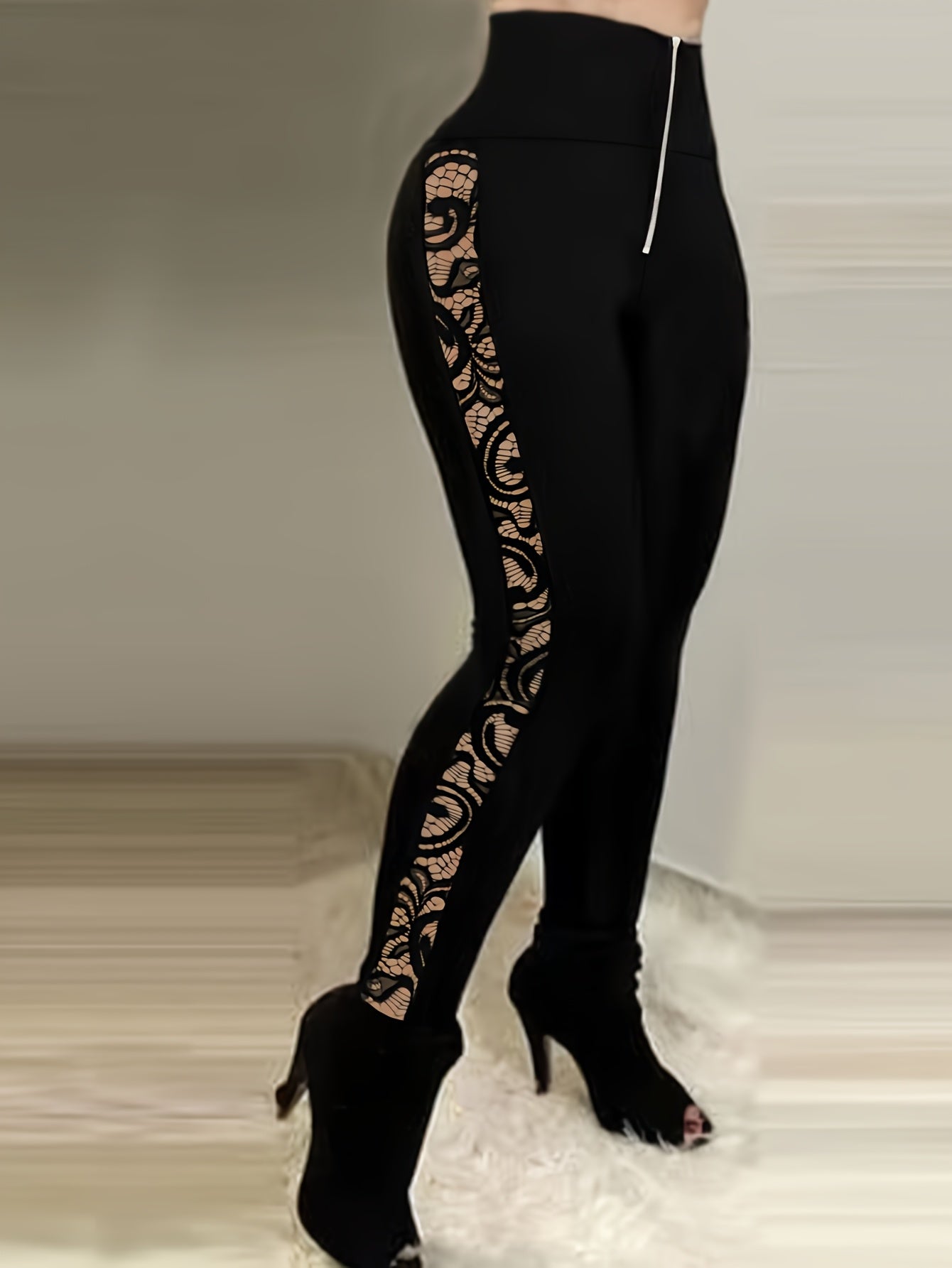 Elegant Women's High-Waist Lace-Trimmed Slim-Fit Leggings - Stretchy & Comfortable, Black with Intricate Floral Design, Machine Washable, Perfect for All Seasons