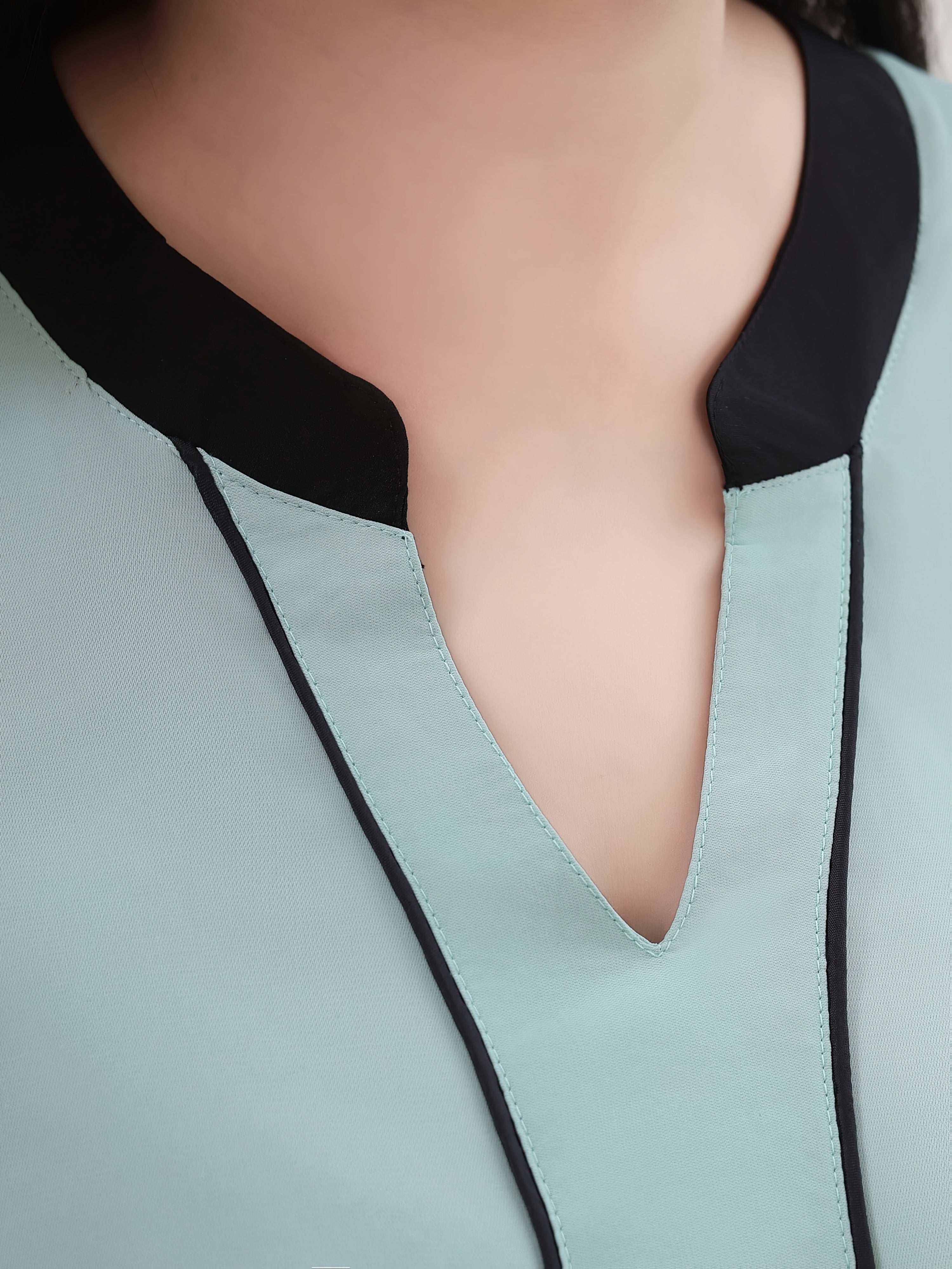 Women's Elegant Office Work Shirt, Color Block Cut-Out Collar Long Sleeve, Casual Fashion Two-Way Wear, Spring/Summer, Polyester, Solid Color, V-Neck, Adult, Woven Fabric