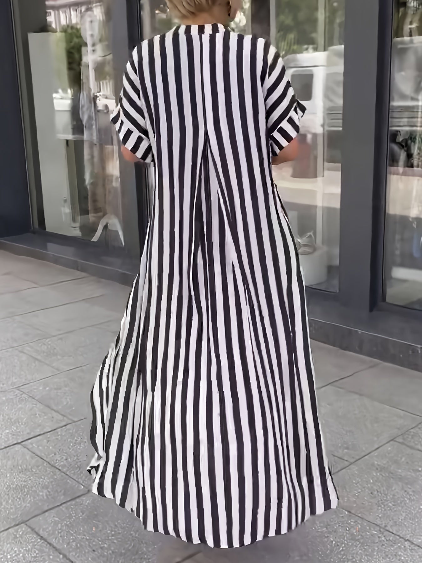 Women'S Plus Size Black & White Striped Shirt Dress - Casual V-Neck, Short Sleeve, Mid-Length with Chest Pocket, Loose Fit for Spring/Summer/Fall, Casual Attire|Vneck Dress|Nonpadded Dres
