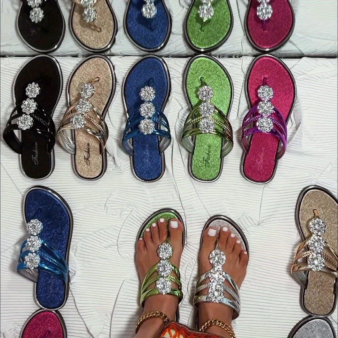 A Pair Of Ladies' Round-toe Floral Casual Flat Slippers