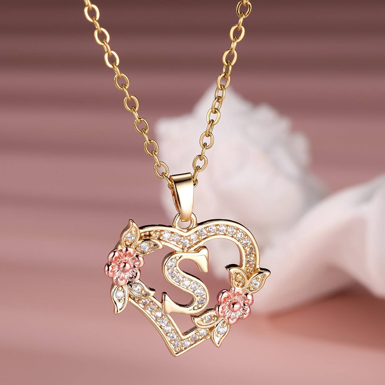 1pc A-Z Letter Love Heart Necklace Elegant zirconia Rose Golden Necklace Valentine'S Day Gift Trendy Jewelry For Women