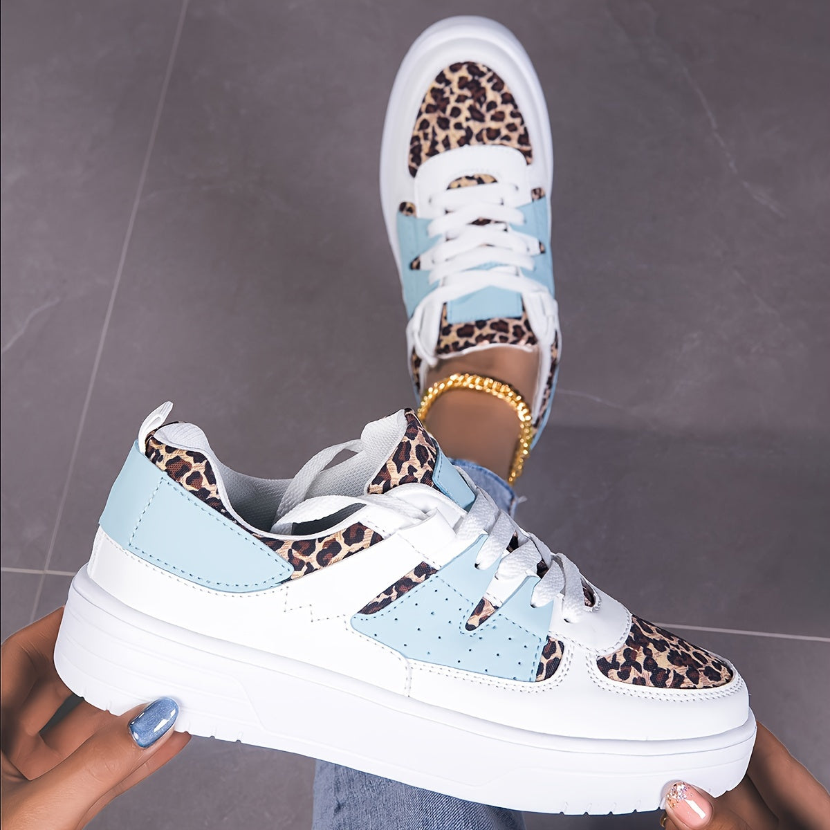 [Casual Elegance] Women's Fashionable Leopard Print and Light Blue Sneakers - Breathable, Comfortable Lace-Up Low Tops with White Soles, Ideal for Casual Wear, Tennis, and Outdoor Activities, Ladies Sneakers