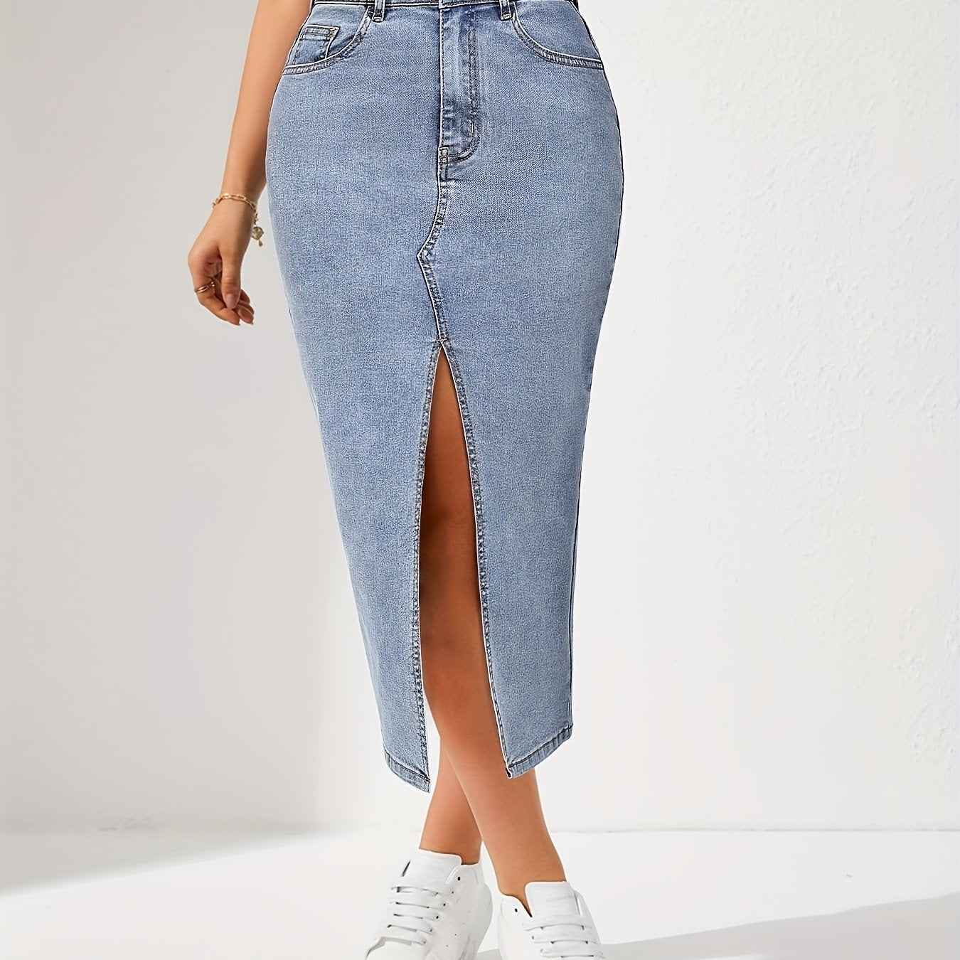 2025 Summer Women's High-Waisted Slim Fit Light Blue Denim Skirt with Side Slit - Bohemian Retro Style Machine Washable 3-Season Versatile Casual to Dressy Denim Skirt, Elegant Daywear, Sleek Finish