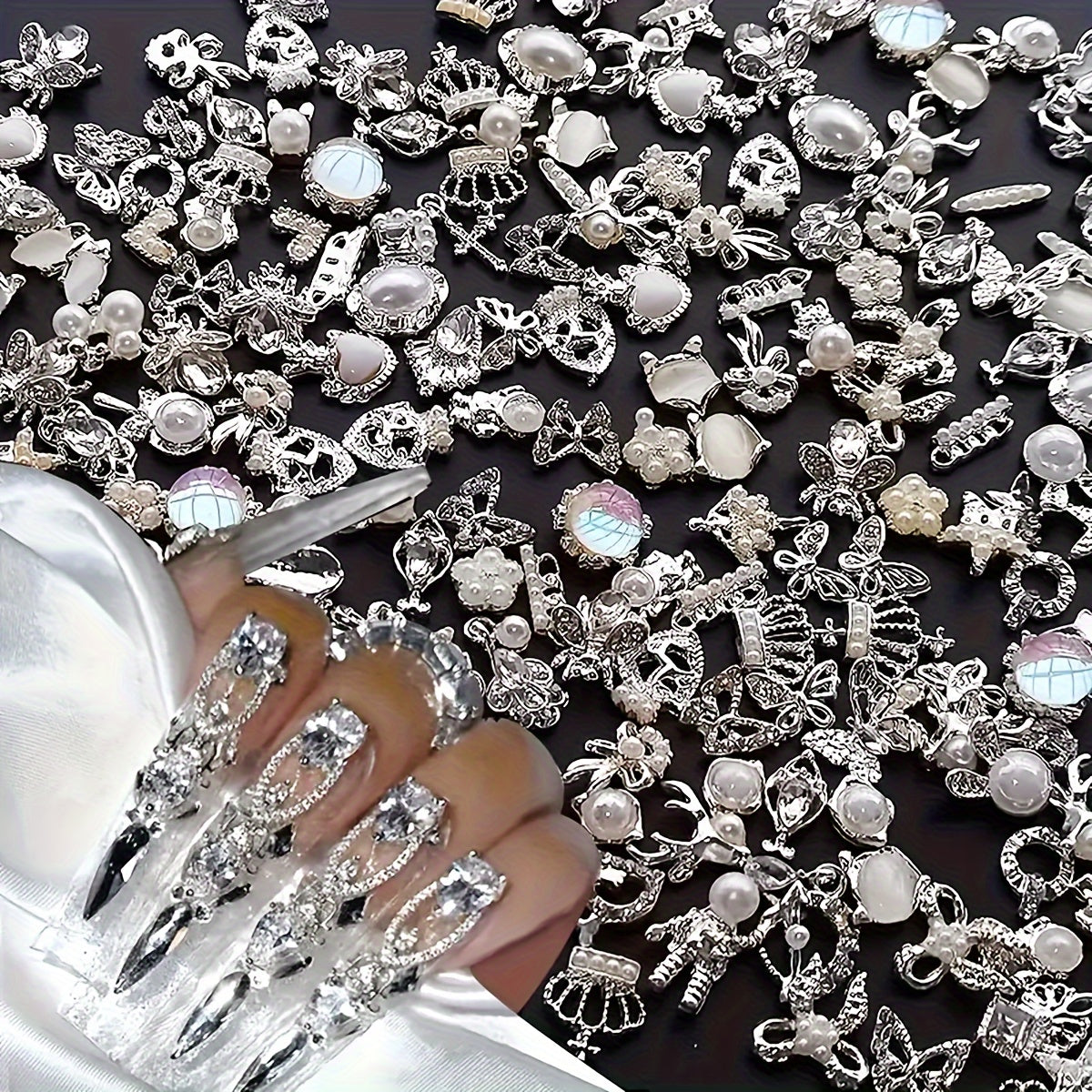 30pcs Luxury Alloy Nail Charms Golden/Silvery Random Mixed Nail Art Decorations Glitter Crystal Gems Rhinestones Alloy Nail Charms