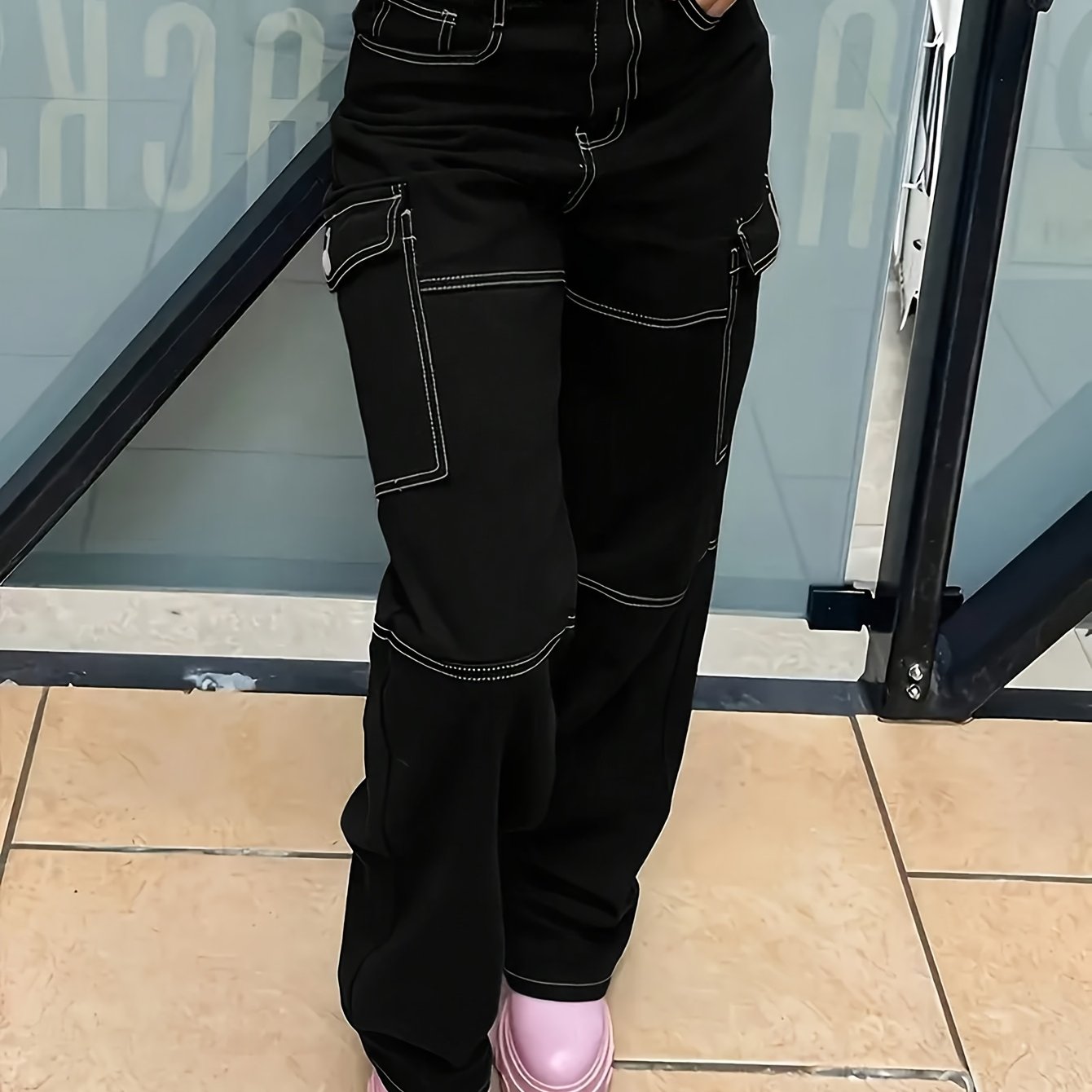 Women's High-Waisted Wide Leg Cargo Jeans with Flap Pockets - Loose Fit Y2K & Kpop Style, Black Straight Leg Denim for Casual Wear, Everyday Fashion Pants | Fashionforward Denim | Nonstretch Denim, Chicsale
