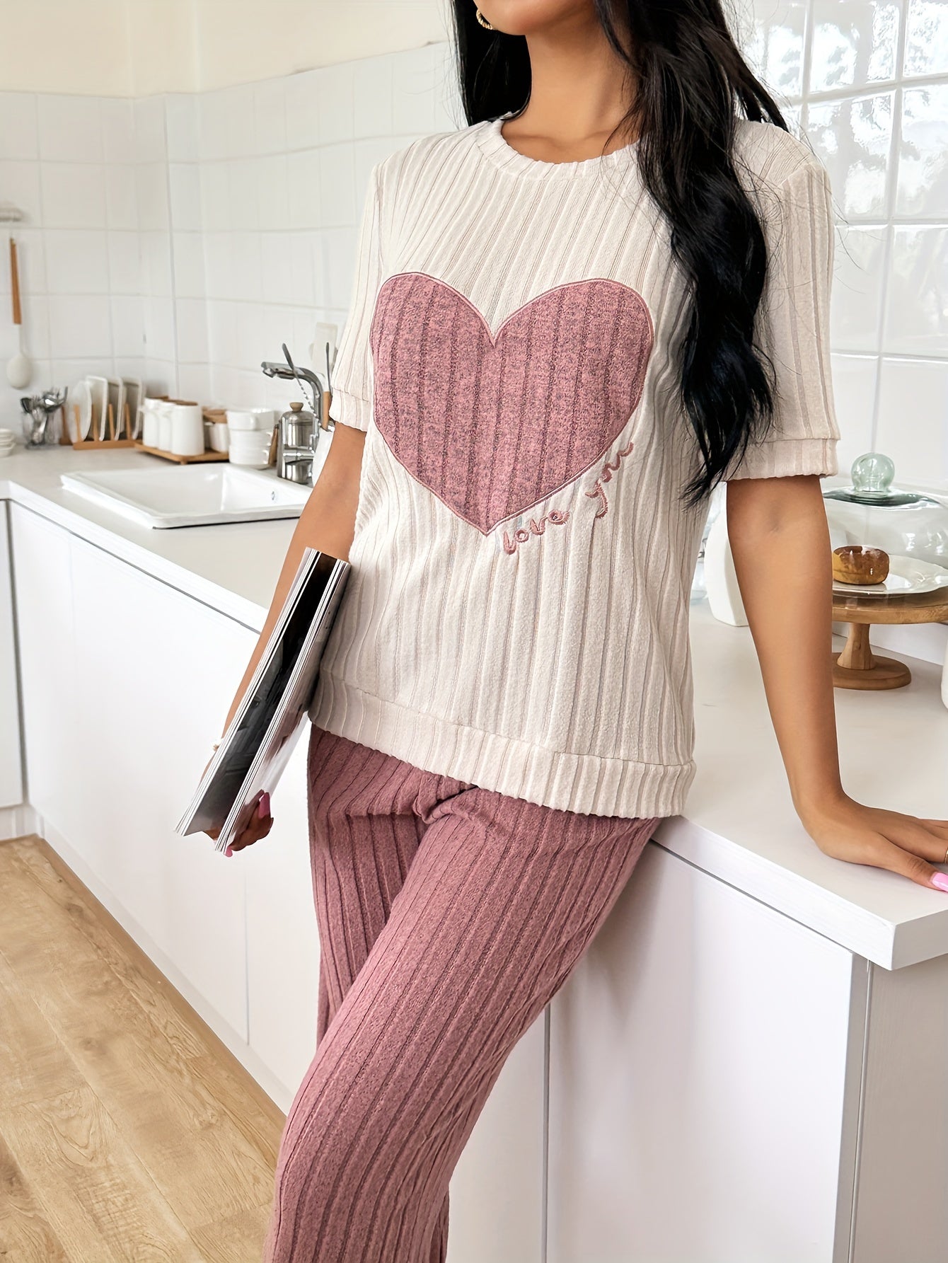 Women's Heart & Letter Print Ribbed Casual Pajama Set, Short Sleeve Round Neck Top & Joggers, Comfortable Relaxed Fit, Summer Nightwear