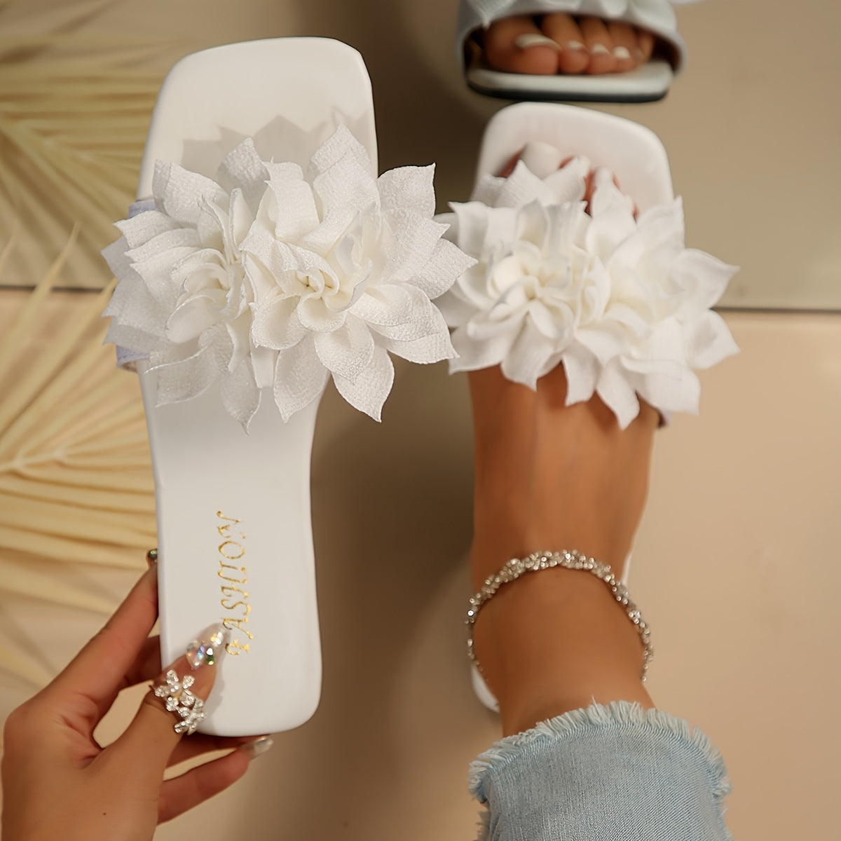 Chic Plus Size Women's Slide Sandals - Comfortable Flat Sole with For Lotus Design, Square Toe, Open-Toe Summer Beach Shoes