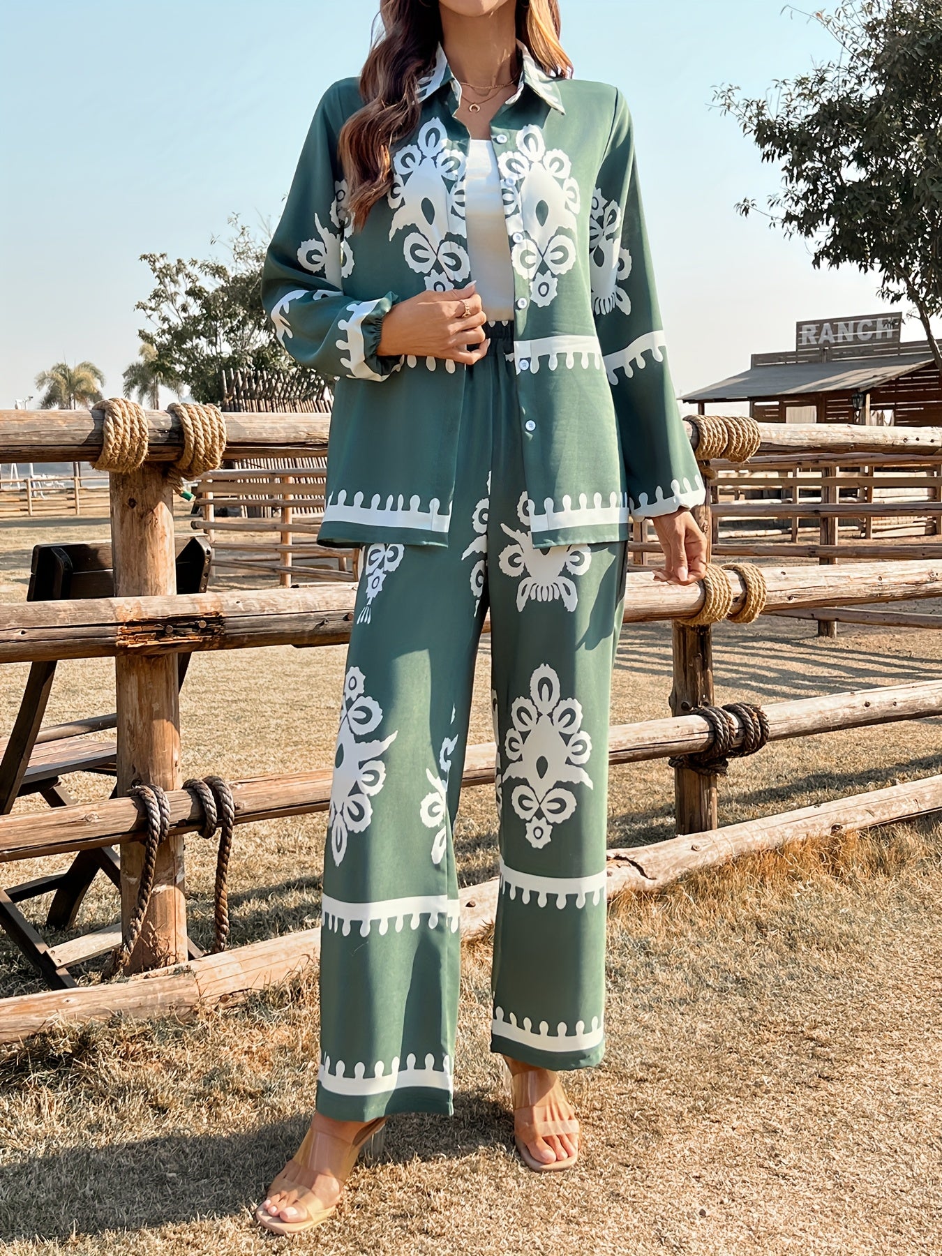 2pcs Elegant Special Set for Women with Random Print Front Button Long Sleeve Top and Pants Casual Suit