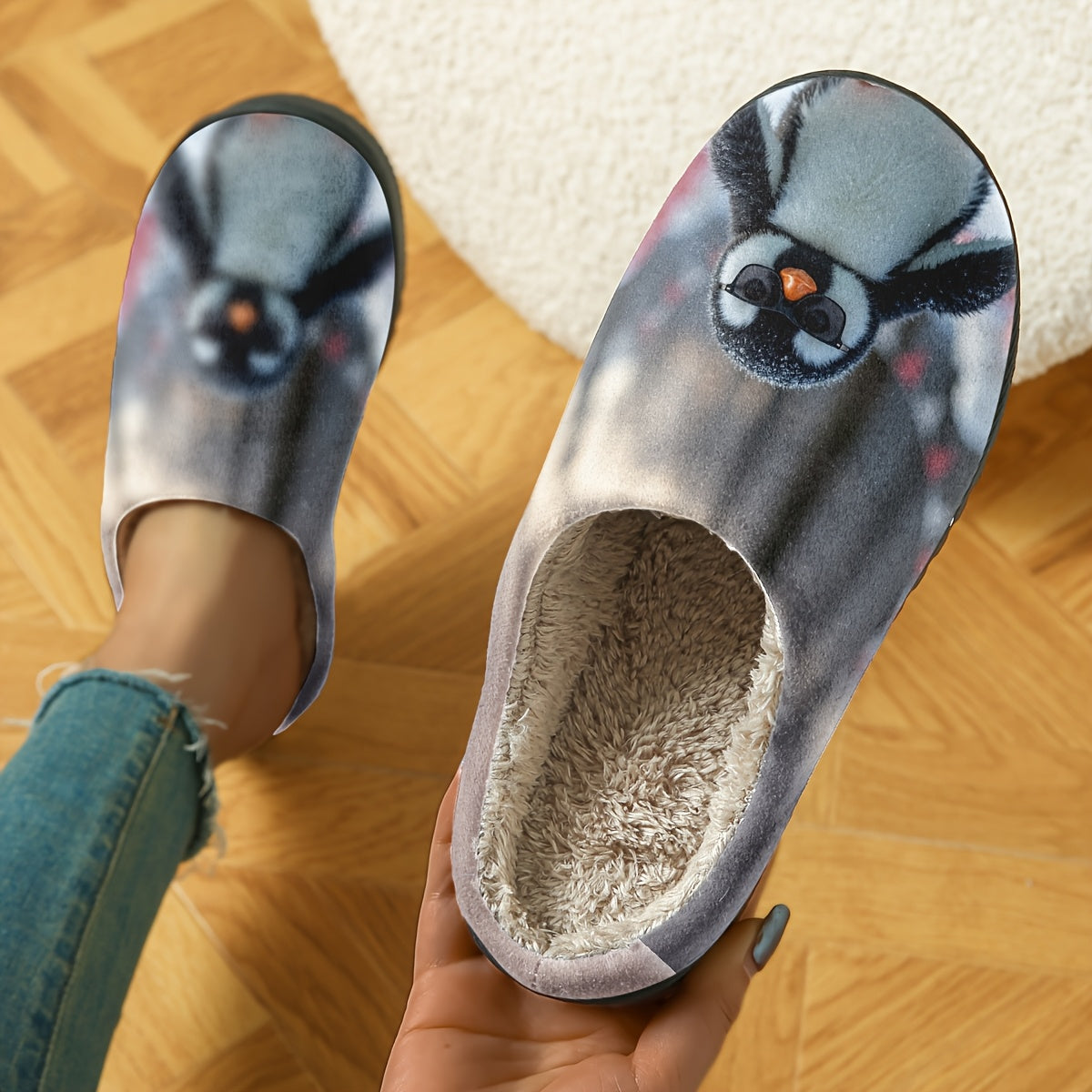Women's Penguin Print Slip-On Slippers - All-Season Indoor House Shoes with Soft Fabric Upper & TPR Sole, Cute Animal Design for Cozy Home Comfort, Cute Slippers