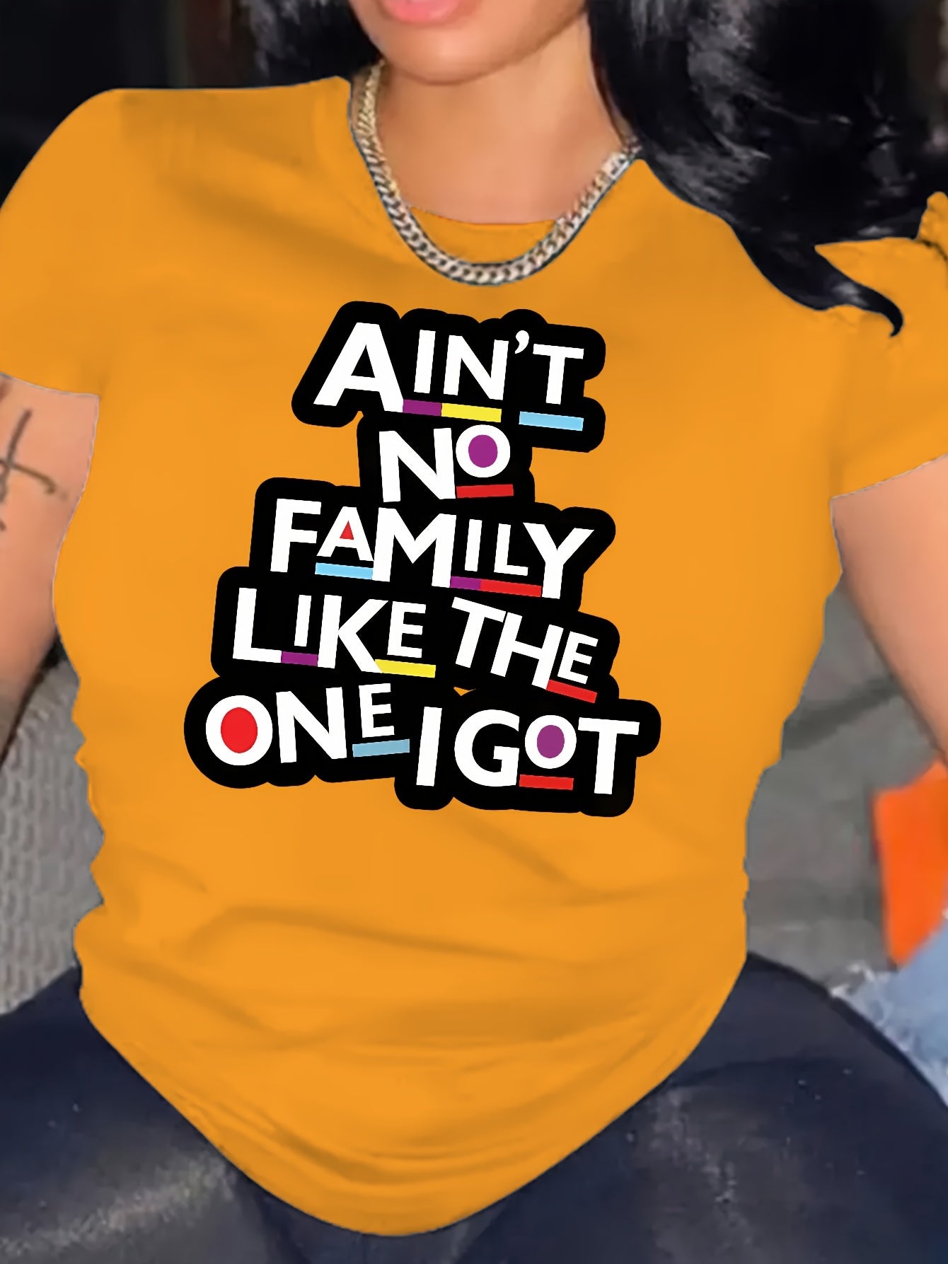 Ain't No Family Like the One I Got - Letter Print Alphabet Graphic T-Shirt for Women - Casual Round Neck Short Sleeve, Polyester Knit Fabric - All Seasons Comfort - For Women - Perfect for Casual Wear, Family Gatherings & Eve