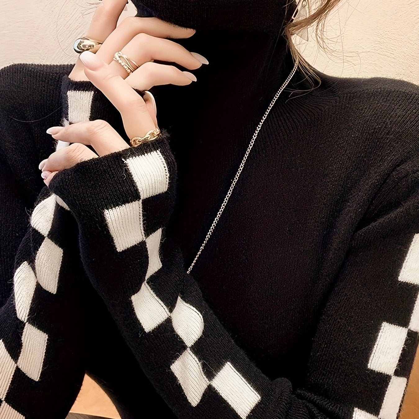 Elegant Red & White Checkered Turtleneck Sweater for Women - Slim Fit, Casual Knit Pullover with Contrasting Trim, Perfect for Fall/Winter