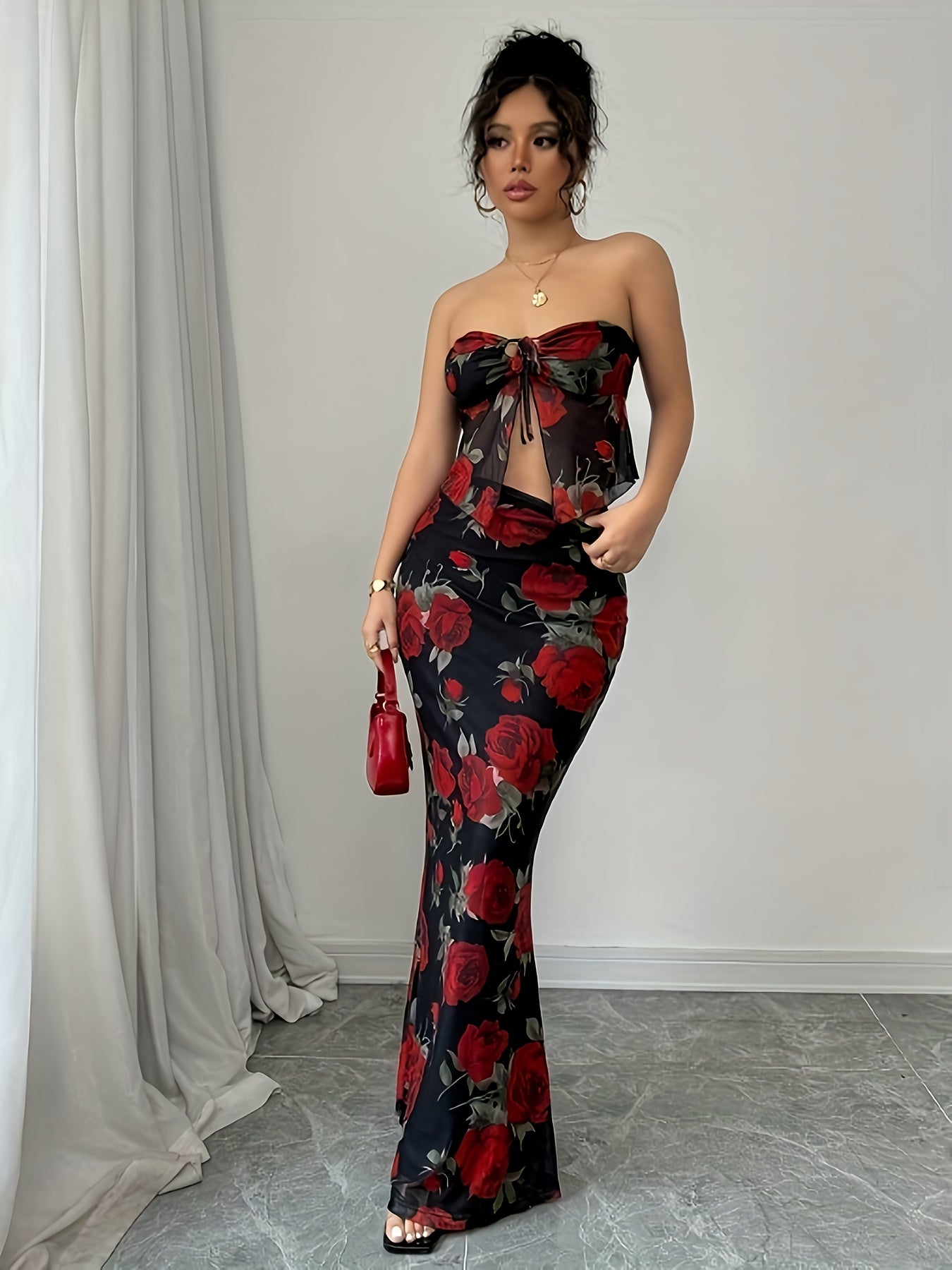 Elegant Two-Piece Set Featuring a Red And Black Rose Print, a Sexy Strapless Long Mermaid Dress.