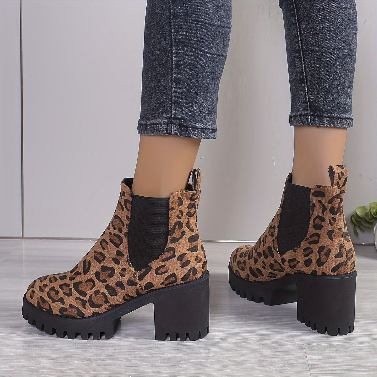 Women's Chunky Heel Short Boots - Fashion Stretch Fabric Sided Boots - Comfortable Ankle Boots - For Women - Suitable for Casual & Party Occasions - Perfect Gift for Fashionistas