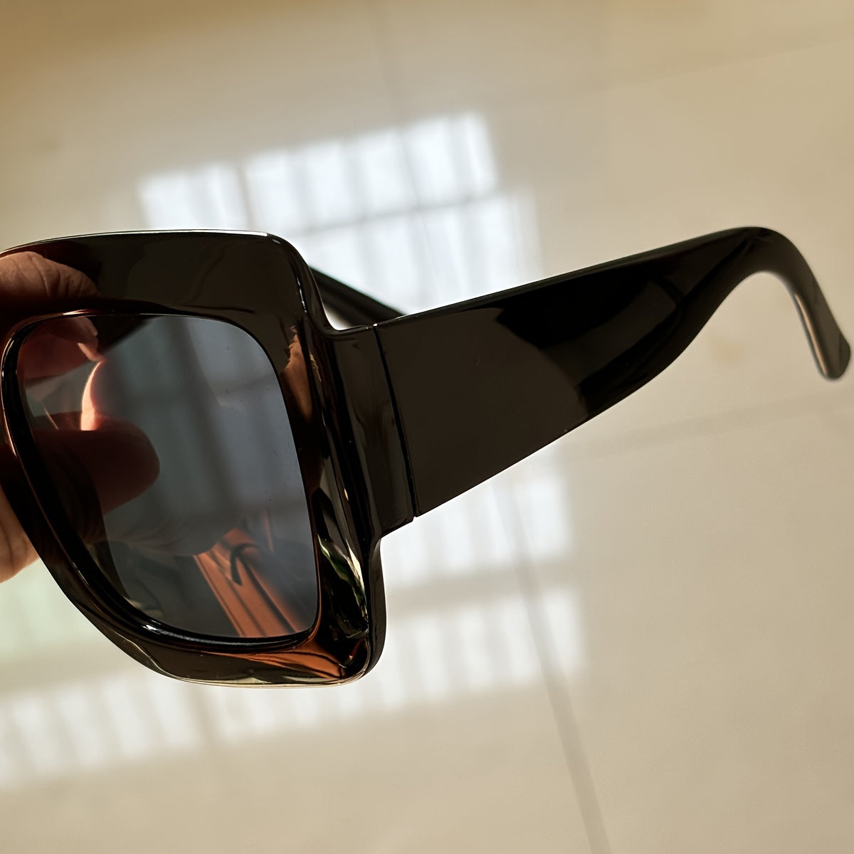 Fashion Square Oversized Glasses for Women, Polycarbonate Frame, Anti-Reflective Resin Lens, Decorative Eyewear