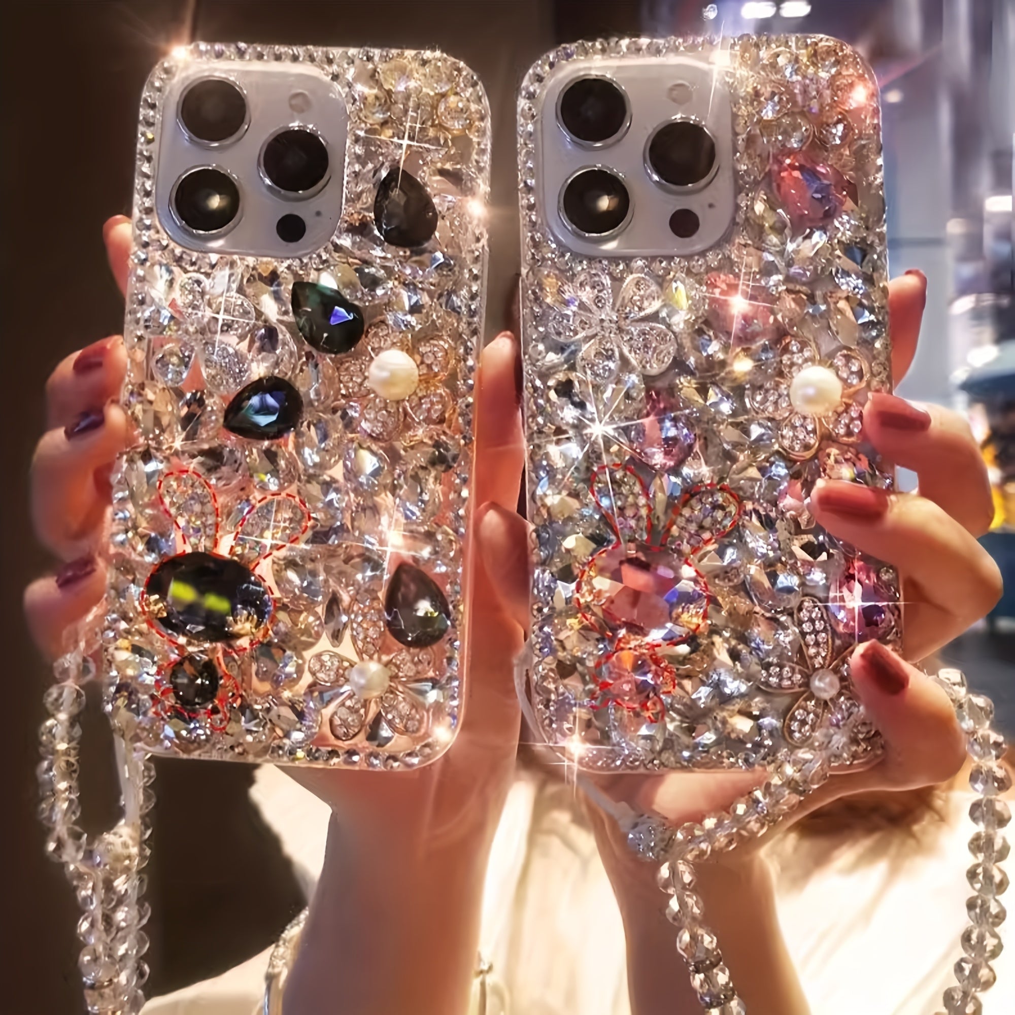 The New Gemstone Bunny Phone Case with a Full Crystal Design And a Crystal Bracelet Is Suitable for The Iphone 16 Pro Max.