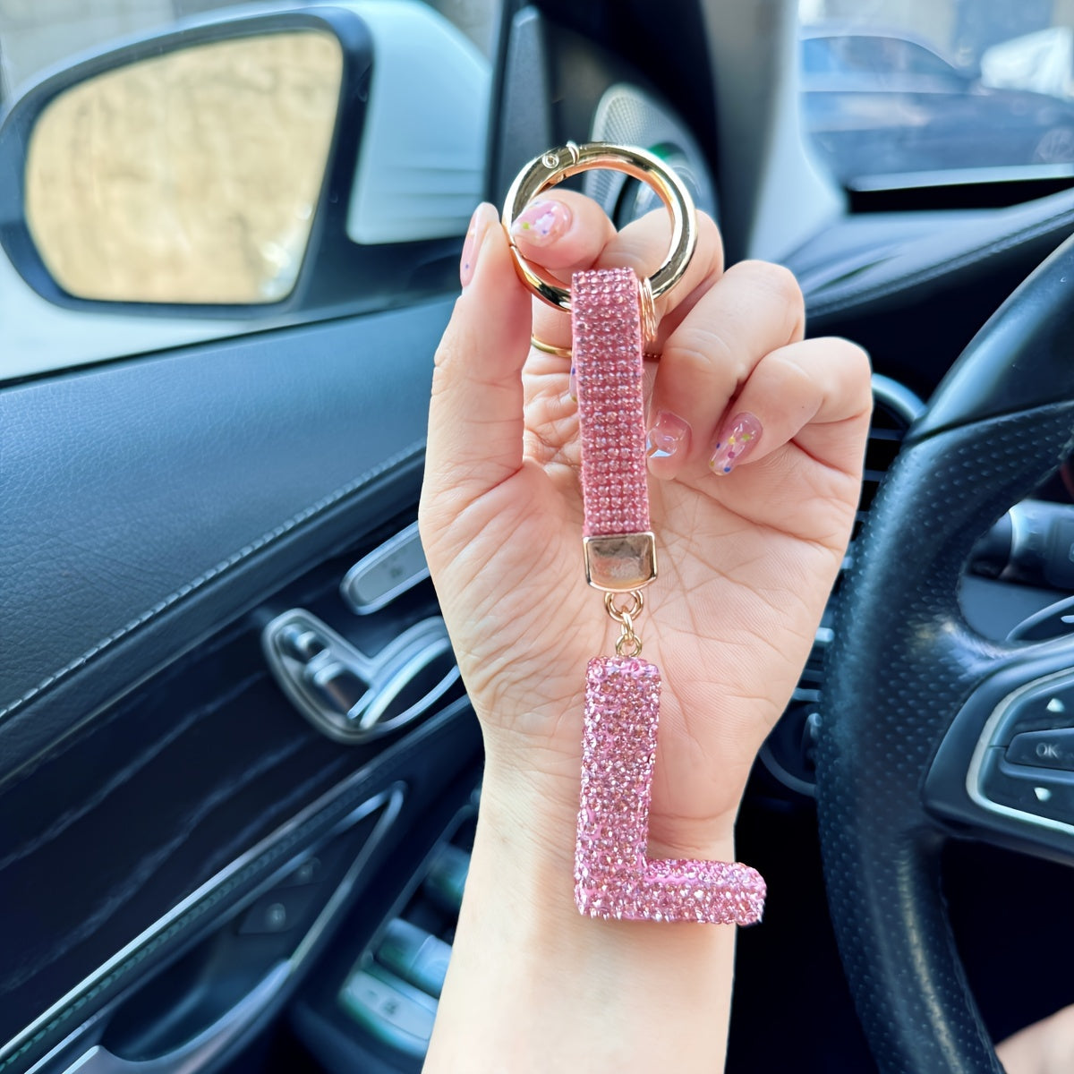Personalized Rhinestone Initial Keychain – Shiny Pink Alphabet A–Z Charm Pendant for Women – Decorative Alloy Key Ring with Buckle – Birthday & Festival Gift