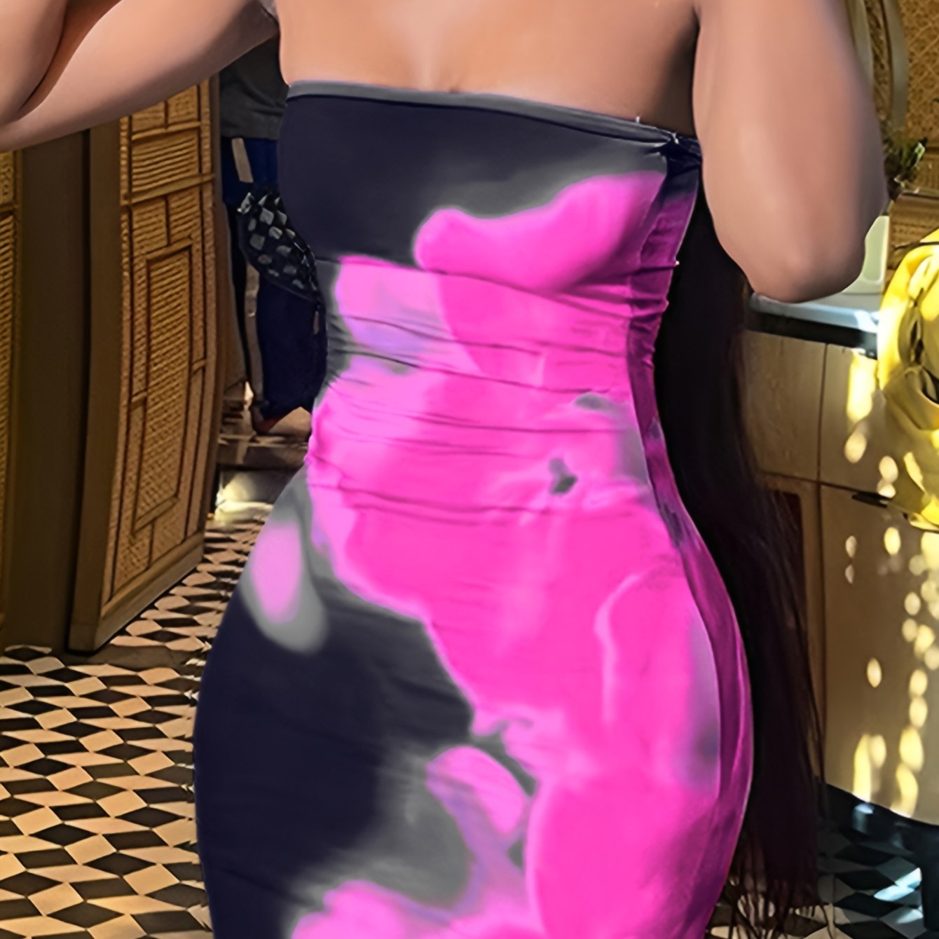 Elegant Floral Print Bodycon Midi Dress for Women - Casual Chic with Applique Detail, All-Season Wear