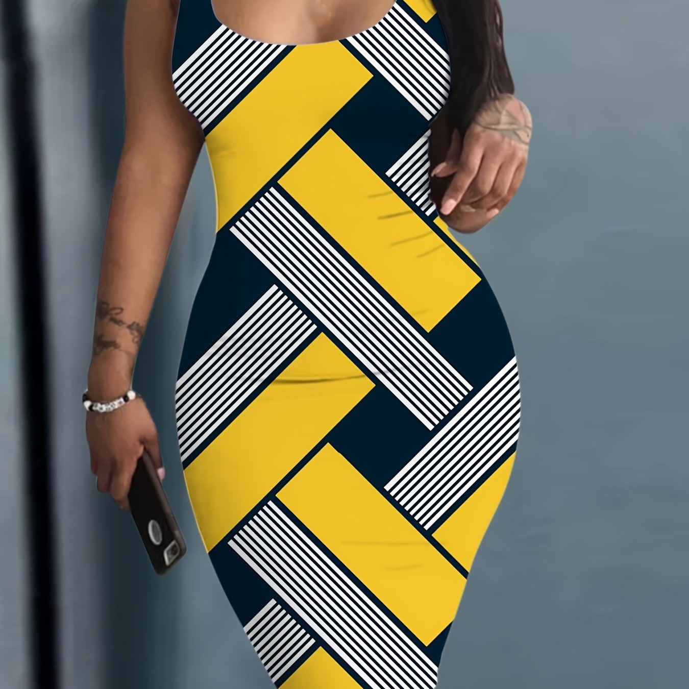 Sexy Bodycon Midi Dress with Bold Letter & Lips Graphic Print - Sleeveless Round Neck Stretchy X-Silhouette Machine Washable All-Season Casual Party Wear, Festive Attire, Retro Lip Graphic, Medium Elasticity Fabric