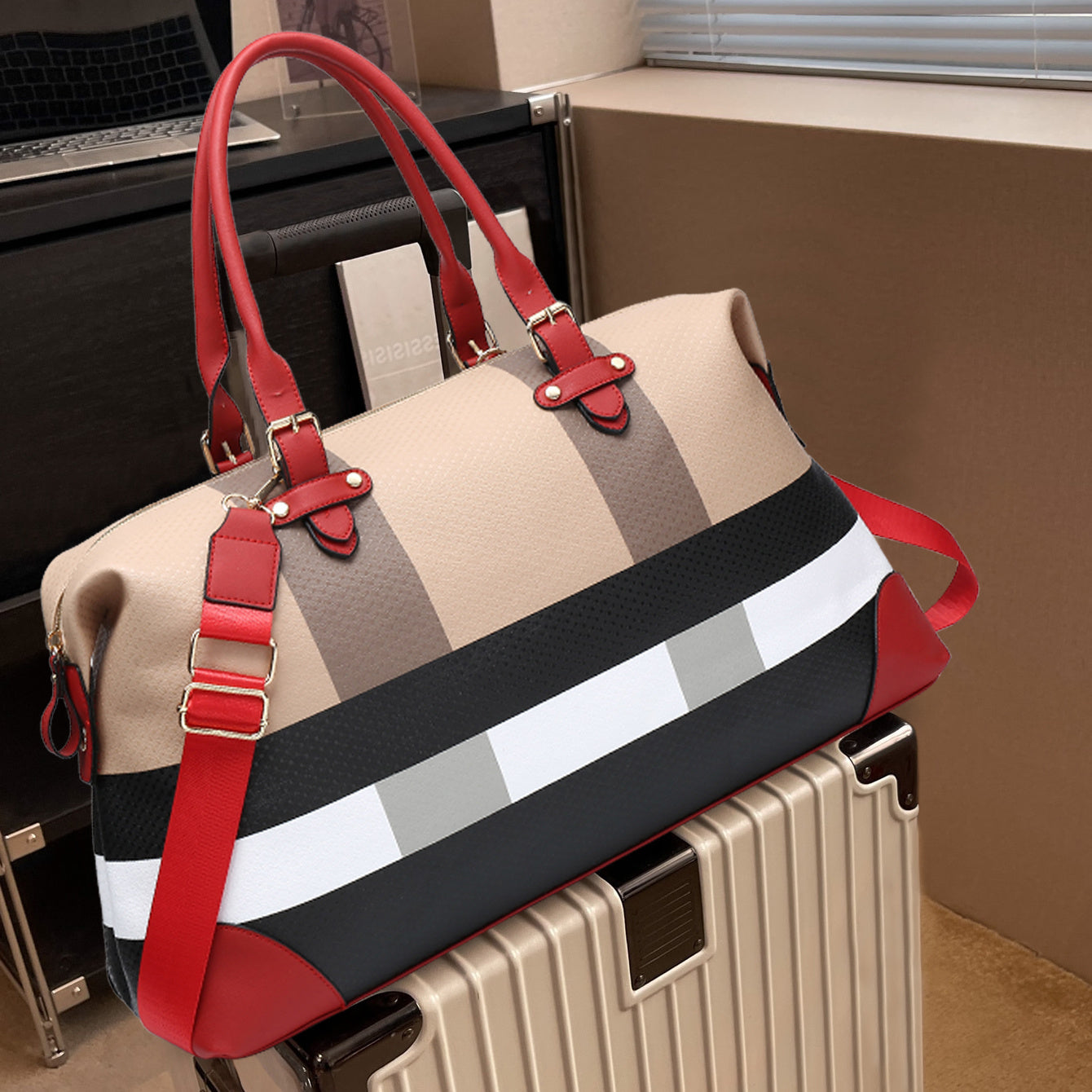 PU leather large overnight travel bag striped pattern handbag carry-on luggage bag suitable for vacation, overnight, camping, hiking, sports and fitness